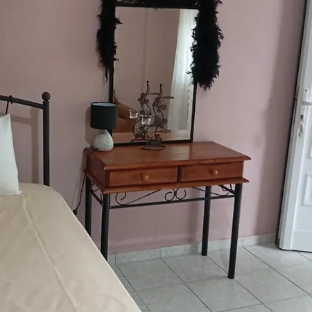 Noufara Apartments Nea Mesangala Room photo